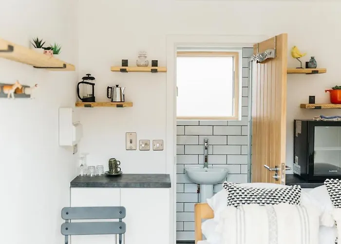 Appartamento Delores Eco-pod / Treehouse, Walk To Cabot Circus *