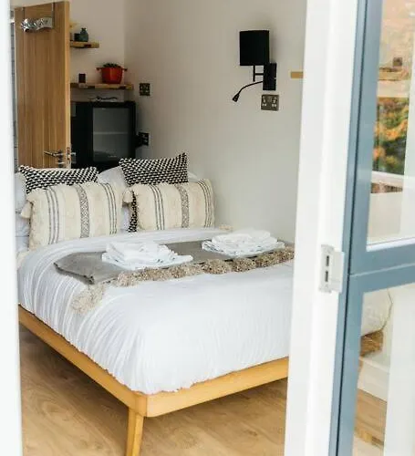 Apartmán Delores Eco-pod / Treehouse, Walk To Cabot Circus Bristol